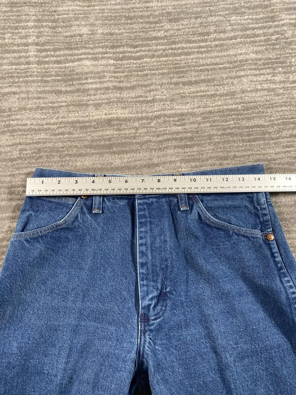 Wrangler Jeans Mens 31x33 Blue Denim Cowboy Cut Straight Leg 13MWZ Made USA